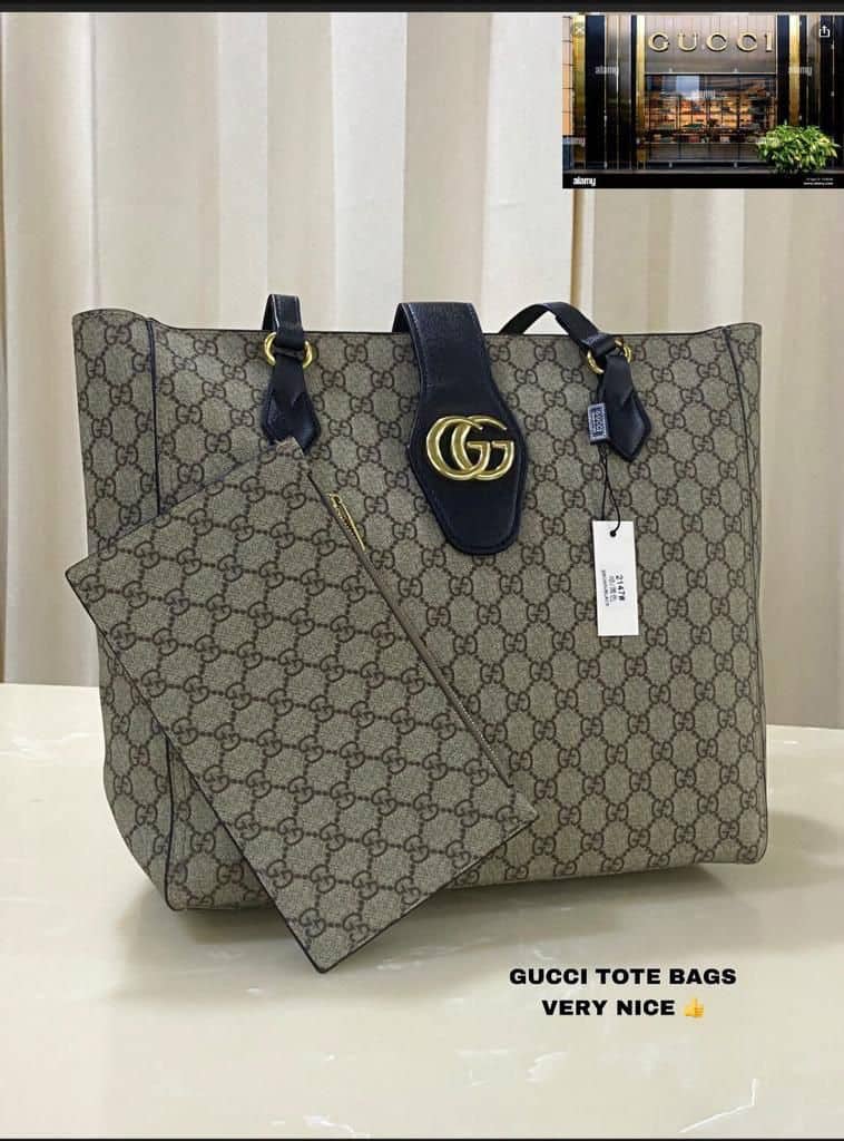 Louis Vuitton FIRST COPY HIGH QUALITY SLING BAG - Black