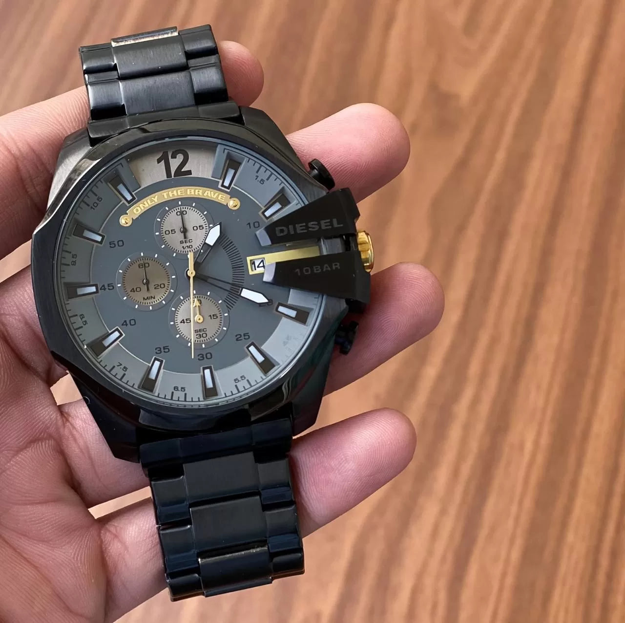 Imported premium strap wrist watch for men
