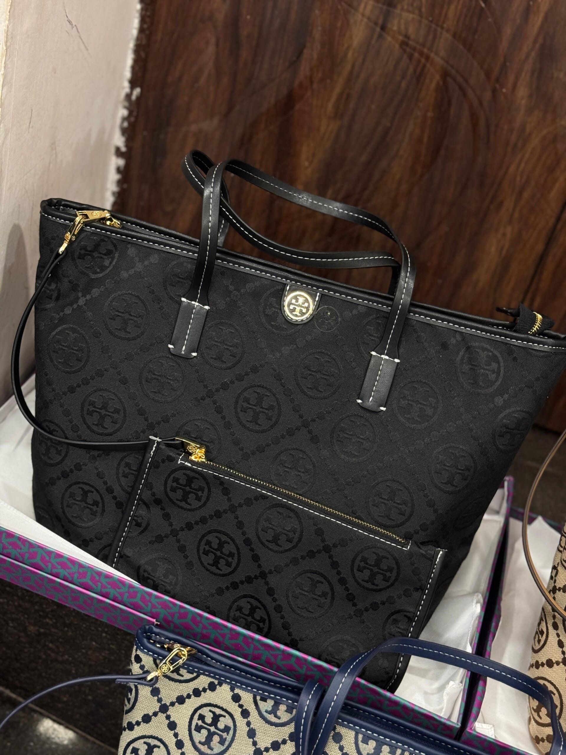 Fendi Peekaboo imported Designer Bag - Brown